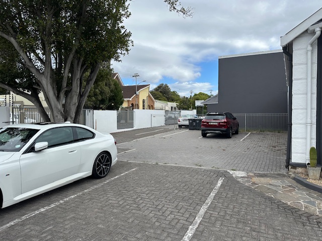 To Let commercial Property for Rent in Wynberg Western Cape